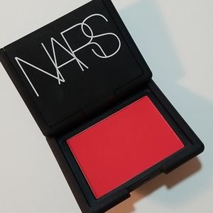 NARS Blush in Exhibit A